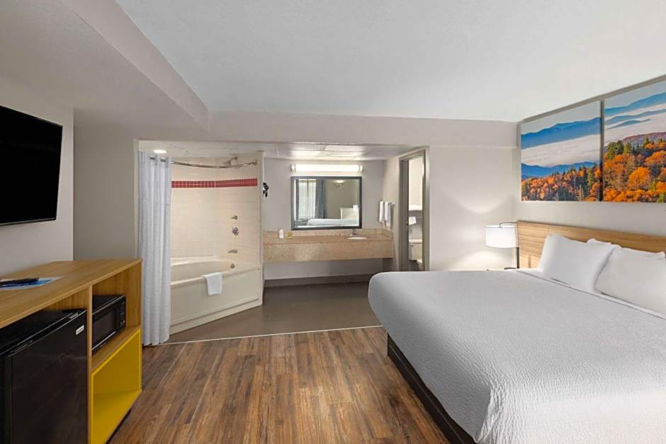 Days Inn by Wyndham Clarksville North