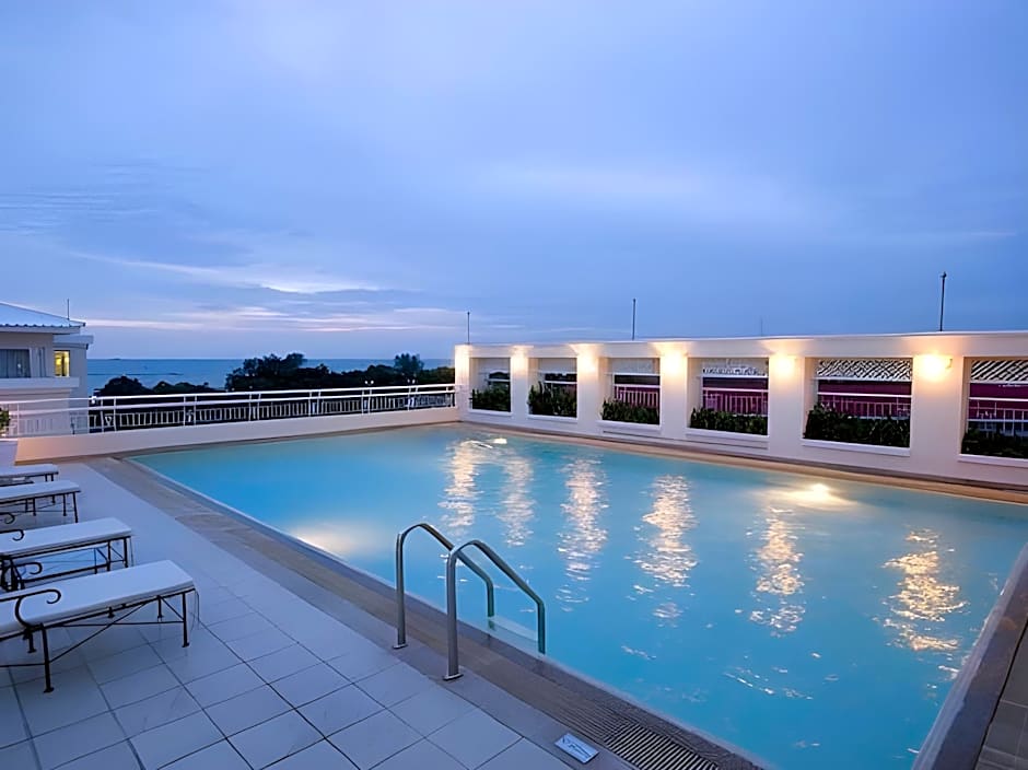 Classic Kameo Hotel and Serviced Apartments Sriracha