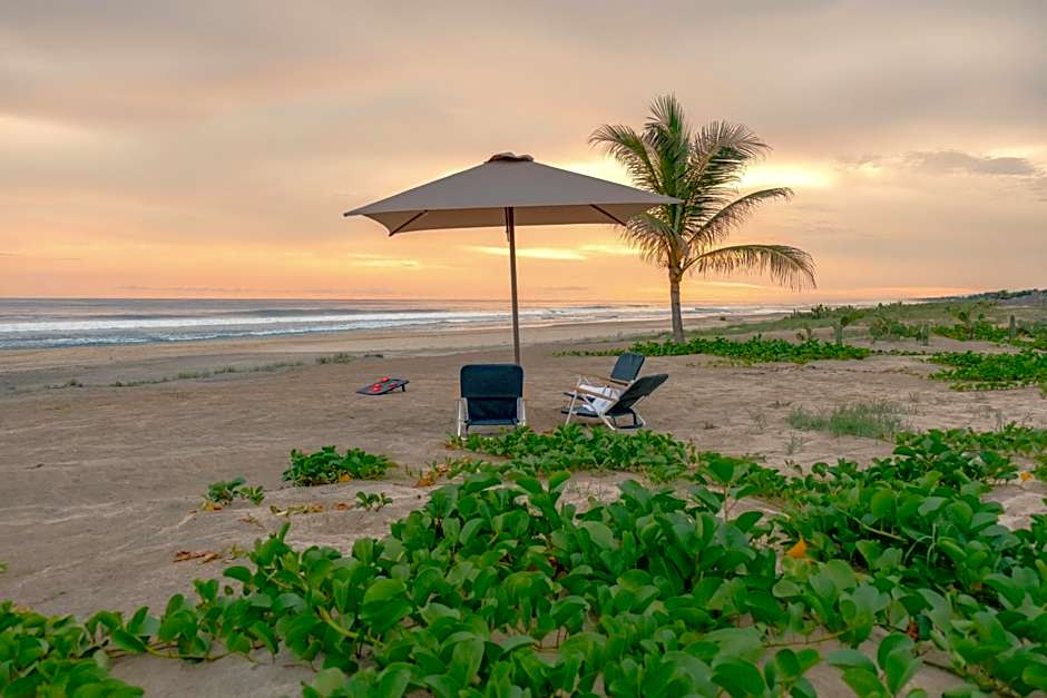 ONTO House Puerto Escondido