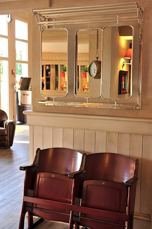 Brit Hotel Essentiel Cholet