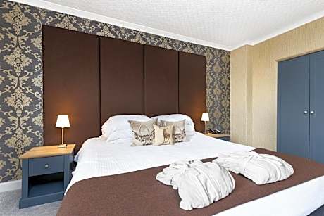 Castle Superior Double/Twin Room (Not Dog-Friendly)