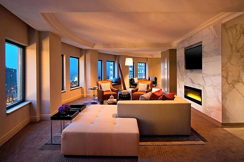 Photo 1 of 9 of Presidential 1 Bedroom 1 King Bed Suite, Skyline View