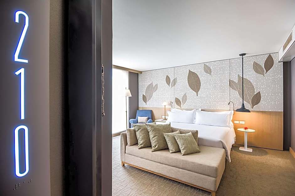 NH Collection Bogota Terra 100 Royal