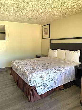 King Bed Room Exterior