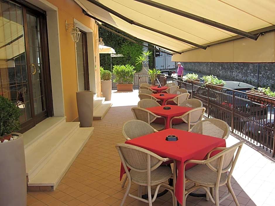 Hotel Benacus