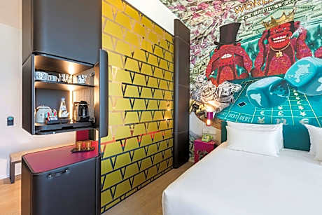 nhow Suite + VIP Lounge 1ad