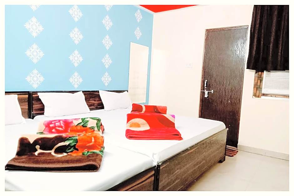 Goroomgo Shivay Guest House Godowlia Varanasi