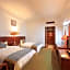 Five Rams City Hotel
