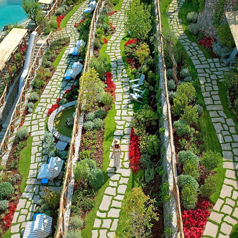 Monastero Santa Rosa Hotel & Spa