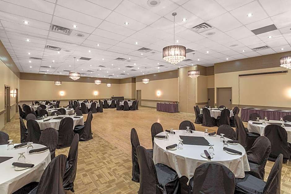 Ramada by Wyndham Northern Grand Hotel & Conference Centre