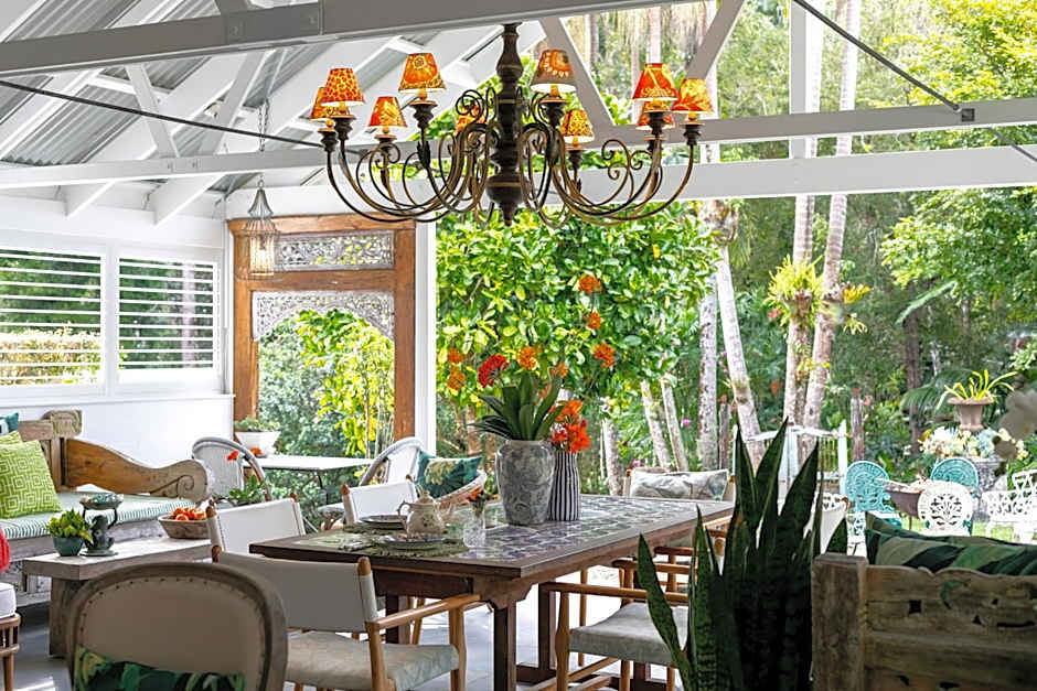 Noosa Valley Manor B&B