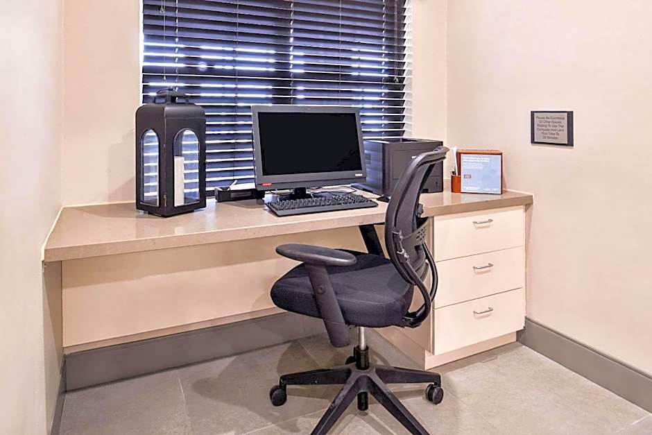 Country Inn & Suites by Radisson, Tinley Park, IL