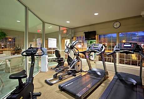 Holiday Inn Express Hotel & Suites Sunbury-Columbus Area By IHG