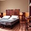 Hotel Azzi