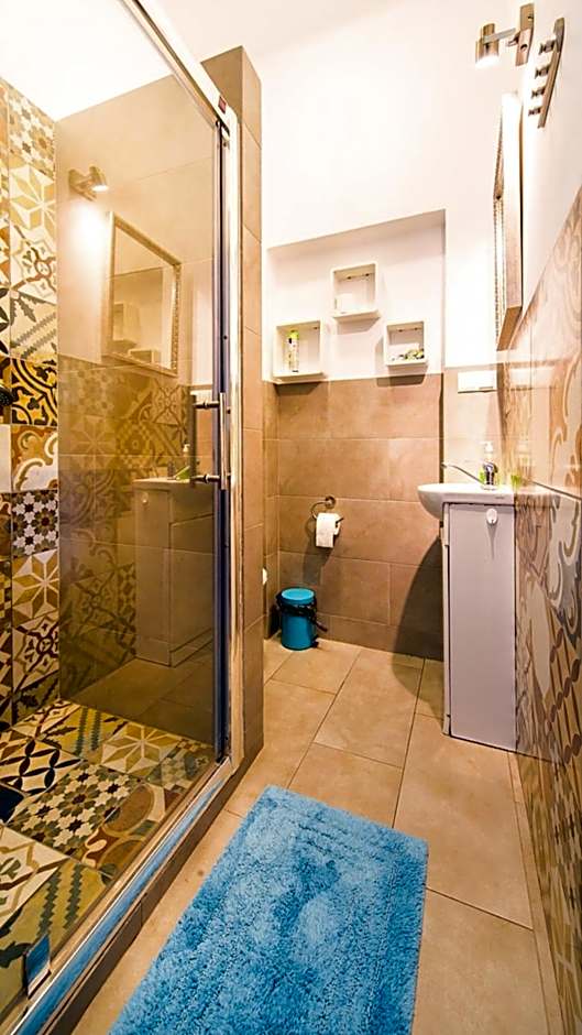 Old Town Kanonia Hostel & Apartments