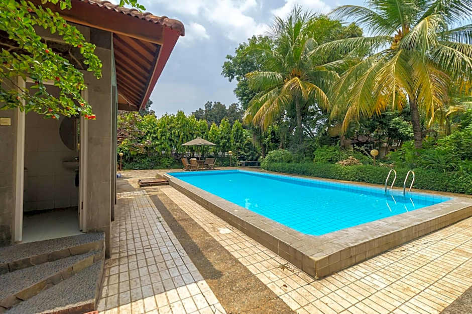 RedDoorz Plus near Kemang Raya