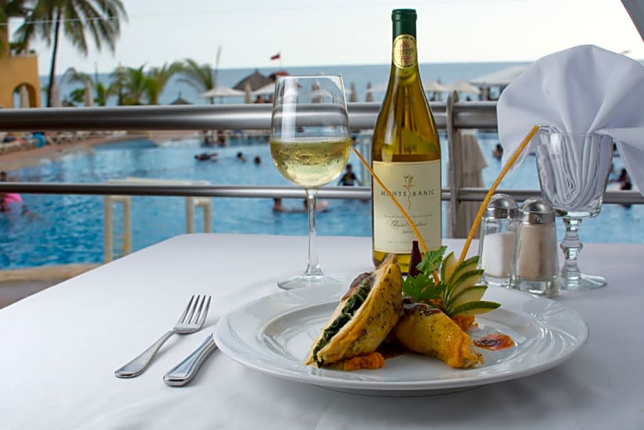 Tesoro Ixtapa Beach Resort