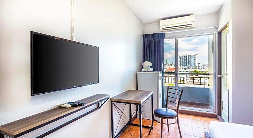 Livotel Express Hotel Bang Kruai Nonthaburi (SHA Extra Plus)