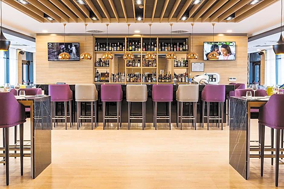 Premier Sofia Airport Hotel