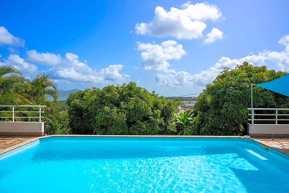 Villa Ti'Kemy avec piscine au sel