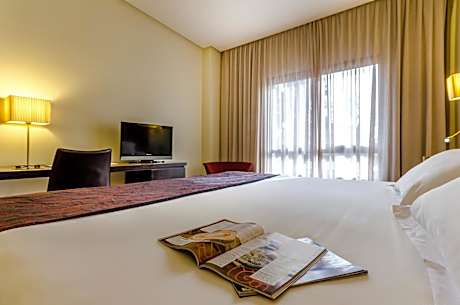 Double or Twin Room with Extra Bed