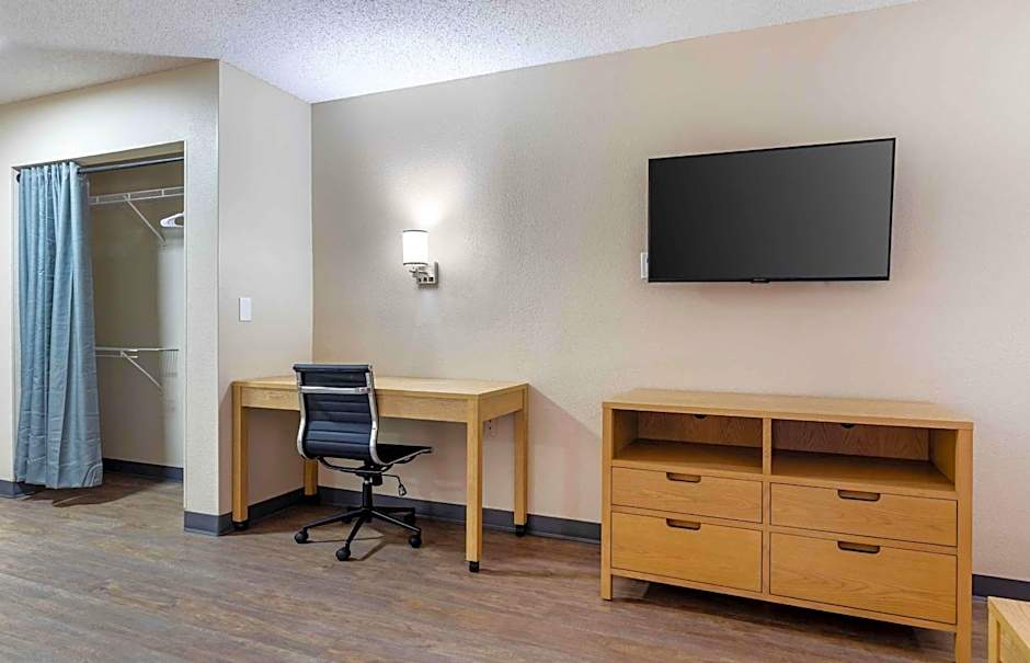 Extended Stay America Suites - Arlington - Six Flags