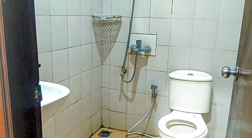 Miraa Guest House & Resto