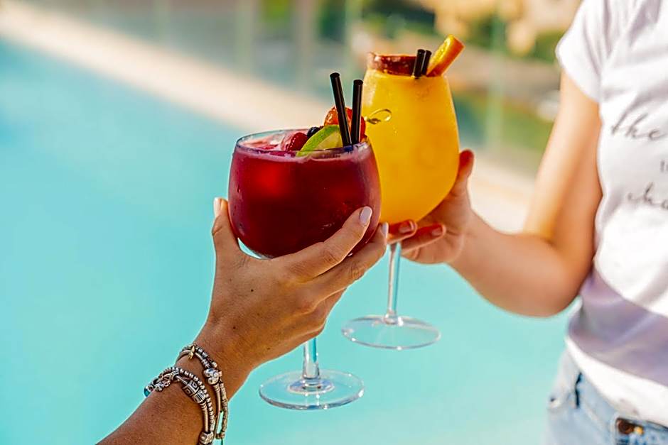 Felix Hotels - Hotel Residence Porto San Paolo