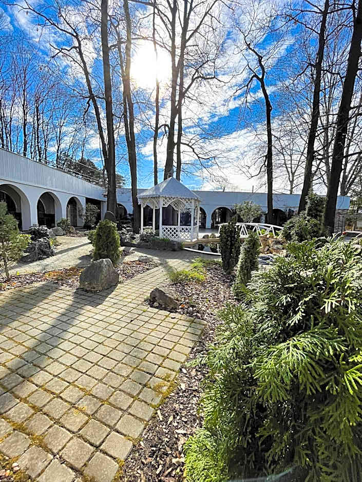 Öreg-tó Hotel és Rendezvénytér