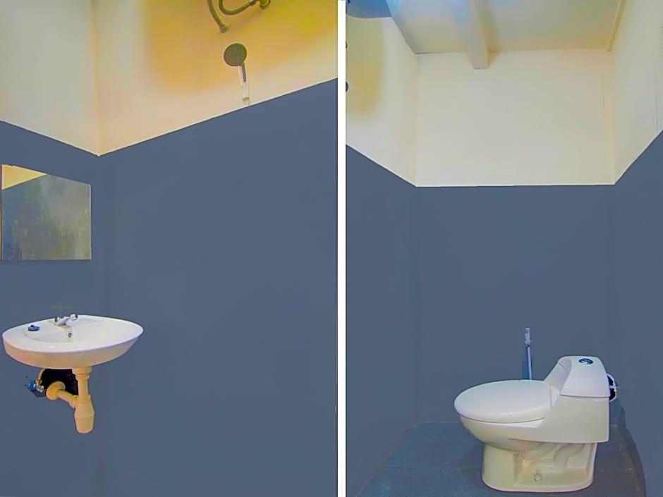 OYO 92714 Miracle Kost