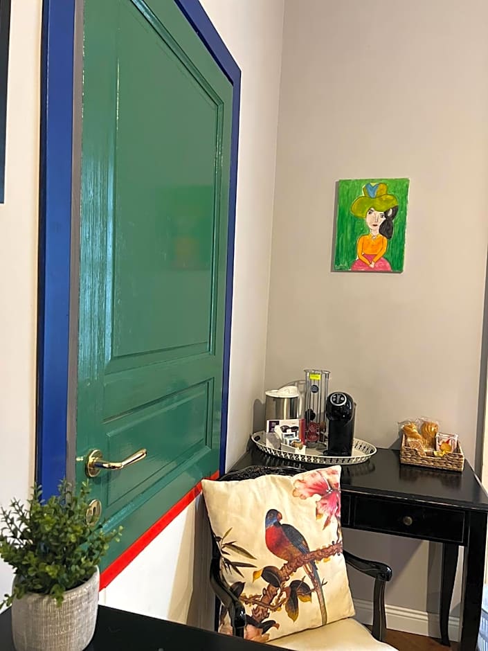 Athena Guest House