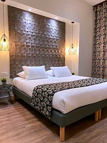 Quad Room - 1 Double Bed, 2 Single Beds