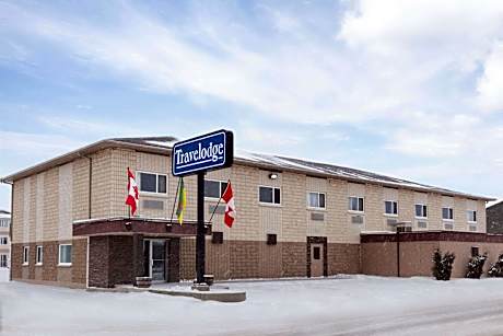Travelodge by Wyndham Meadow Lake