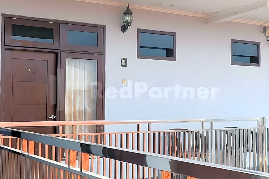 Grha Rahadi 2 Wiyung RedPartner