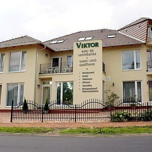 Viktor Bor- és Vendégház****