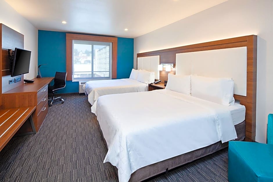 Holiday Inn Express Hollywood Walk of Fame, an IHG Hotel