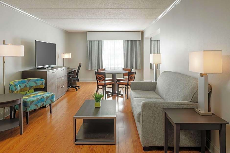 Hotel Trilogy Albany Airport, Tapestry Collection by Hilton