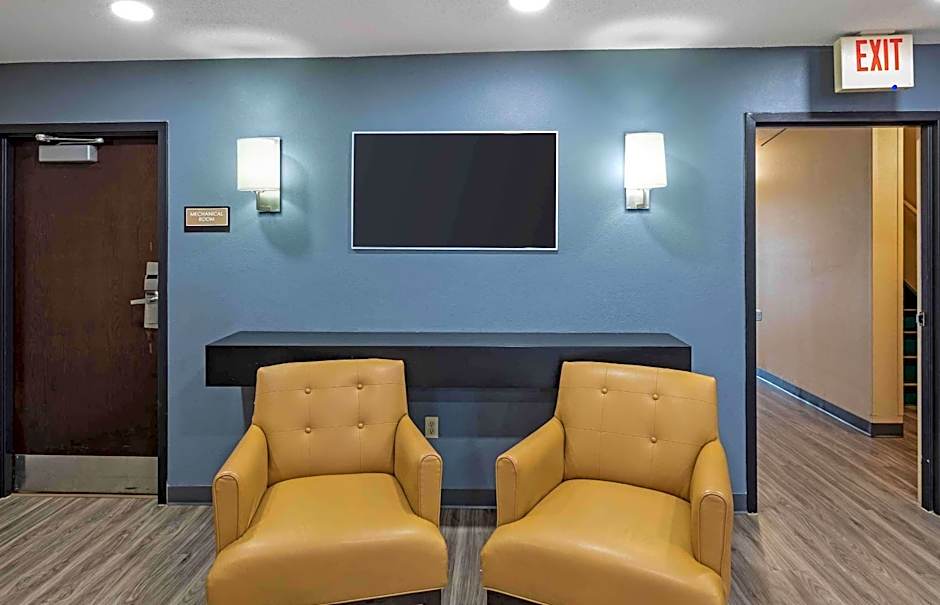 Extended Stay America Select Suites - Milwaukee - Waukesha