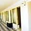 Hotel Samrat International