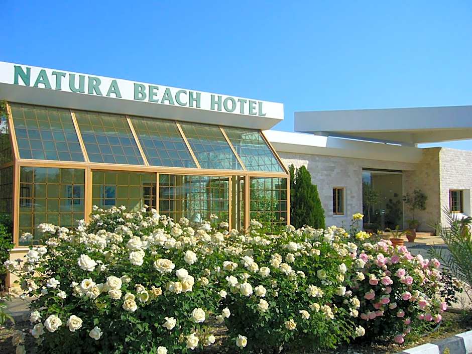 Natura Beach Hotel And Villas
