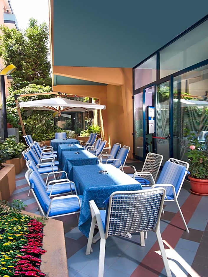 Hotel Diana