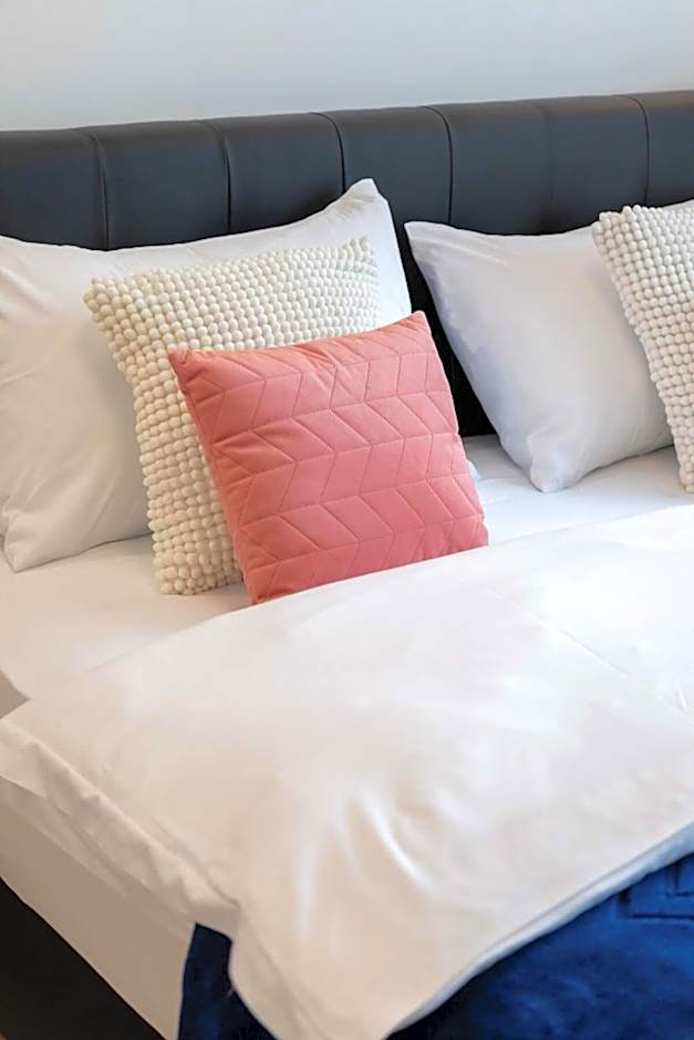 Lux Nest II City Apartment URBAN STAY