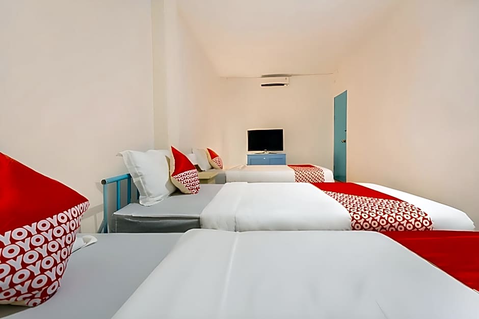 RedDoorz near RSUD Kota Mataram