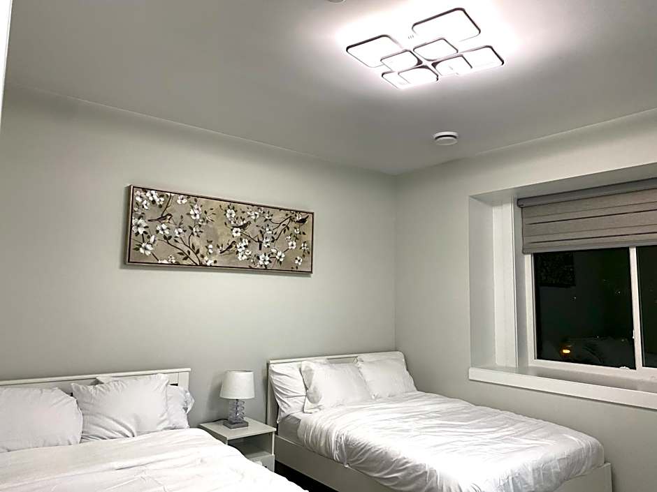 Modern and New house near PNE with Big Garden and Free Parking