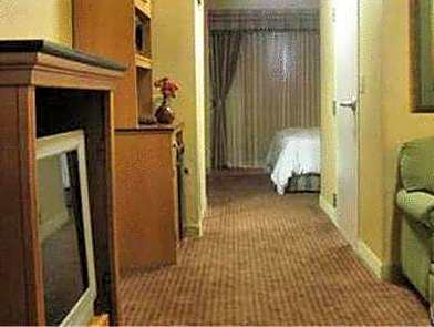 1 King Bed 1 Bedroom Suite