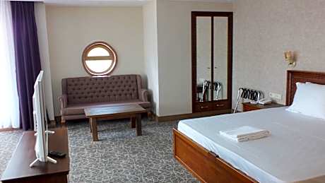 King Suites