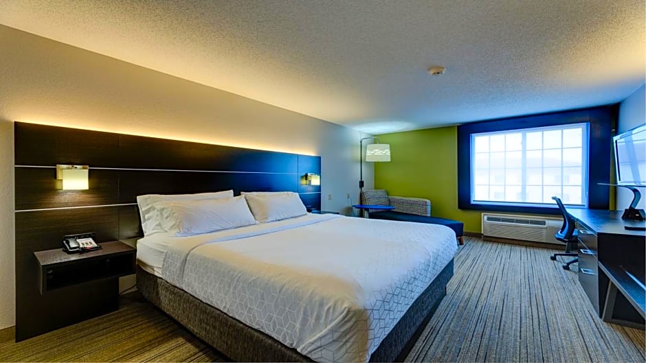 Holiday Inn Express & Suites Ashtabula-Geneva By IHG