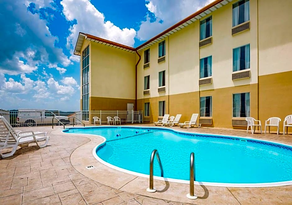 Savannah House Hotel