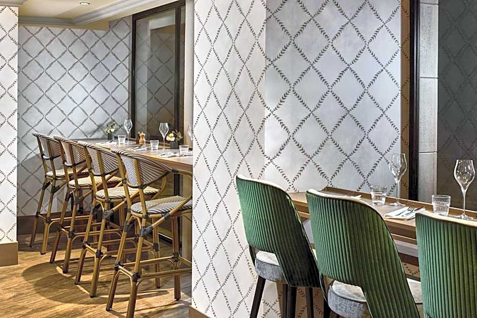 NH Paris Champs- Elysees