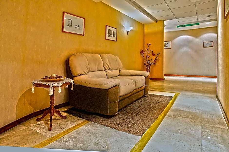 Hotel Lory & Ristorante Ferraro